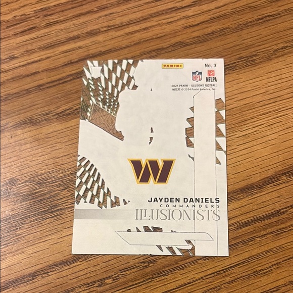 Jayden Daniels Illusionists Rookie Football Card - Picture 2 of 2